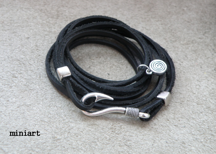 Náramek-černá  kůže - na omotání-dvojitý