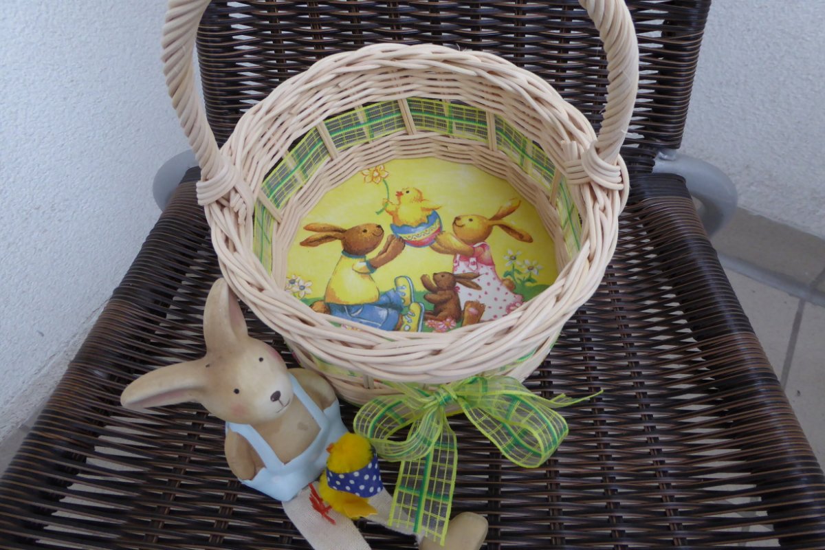 Košíček na 10 vajíček - rodinka