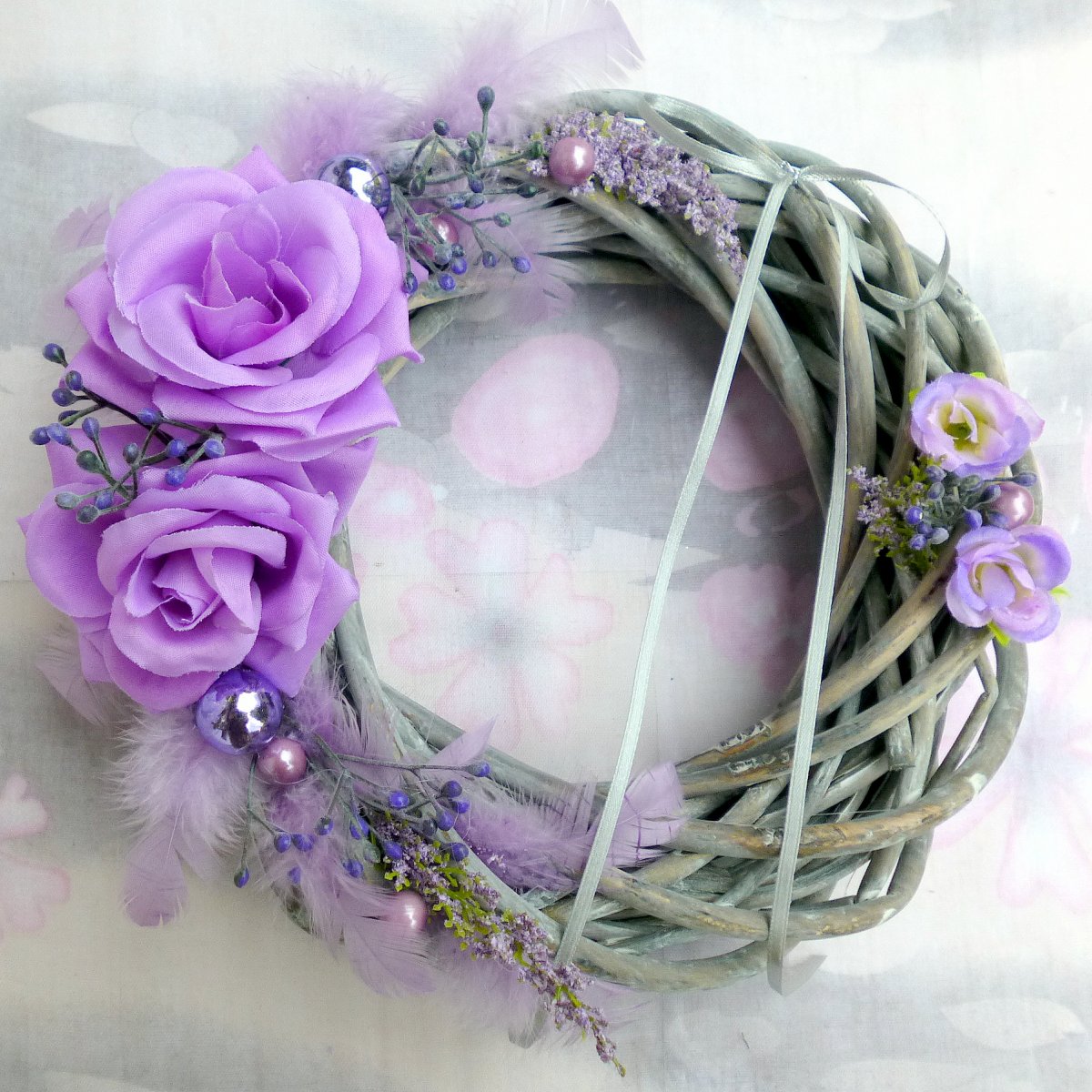 Šeříkový s peříčky_věnec na dveře