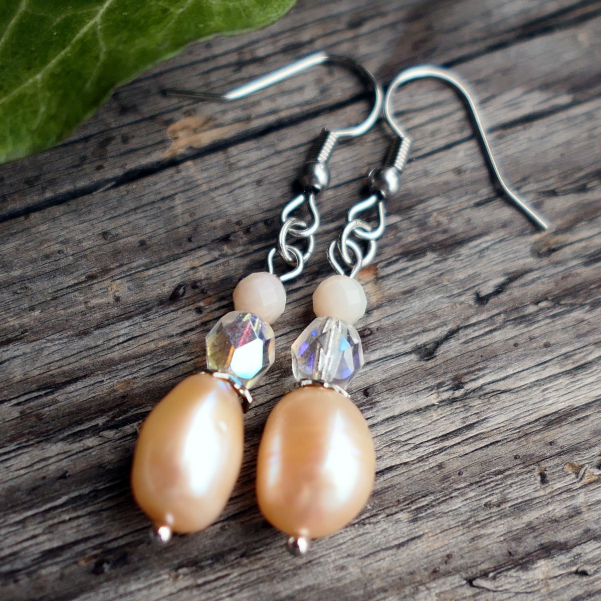 Náušnice s říční perlou