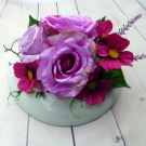Dekorace na stůl_růže v bílé keramické misce