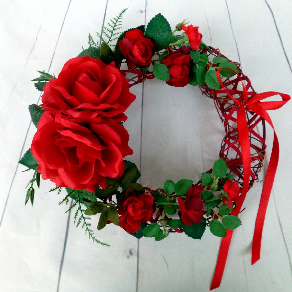 Hoří, má panenko_věnec na dveře