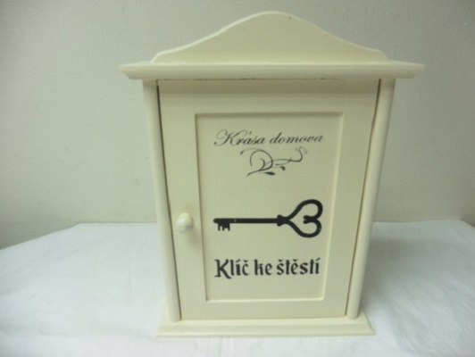 Skříňka na klíče zdobená k zavěšení