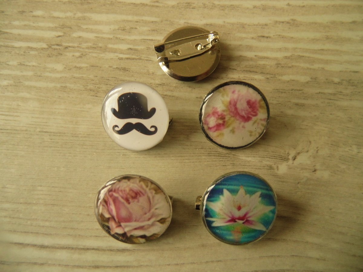 sada brožek / 4ks - 19mm/