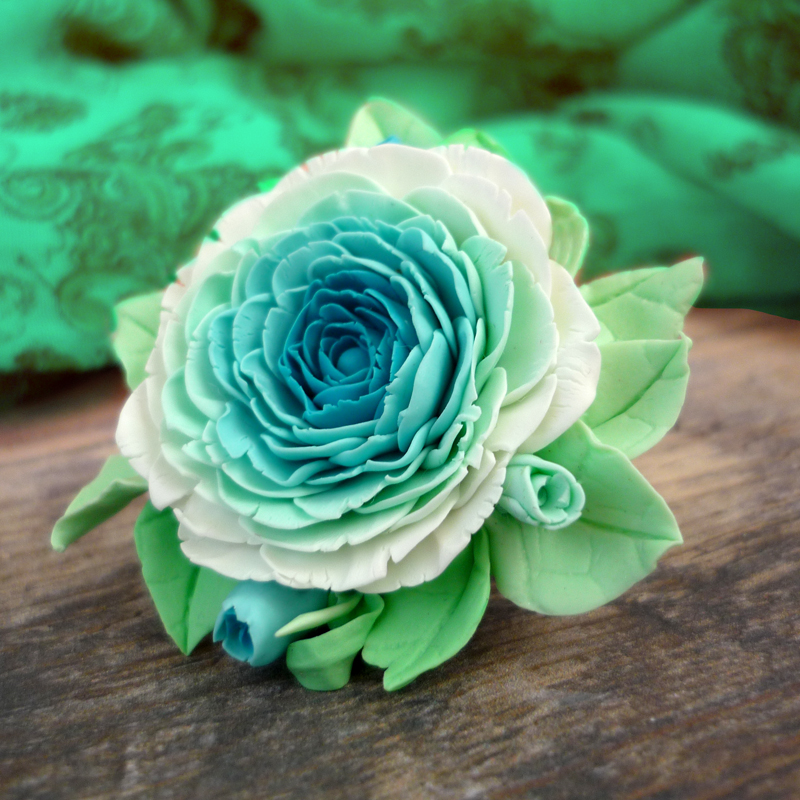 Tyrkyska – multifunkční brož