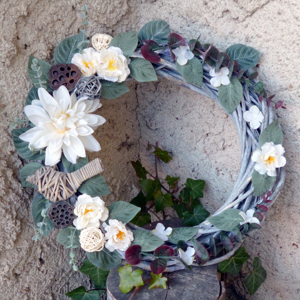 Věnec na dveře s eukalyptem