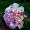 Svatební kytice z růží a gerber _SKLADEM