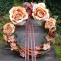 Medový věnec s hedvábnými růžemi_30 cm