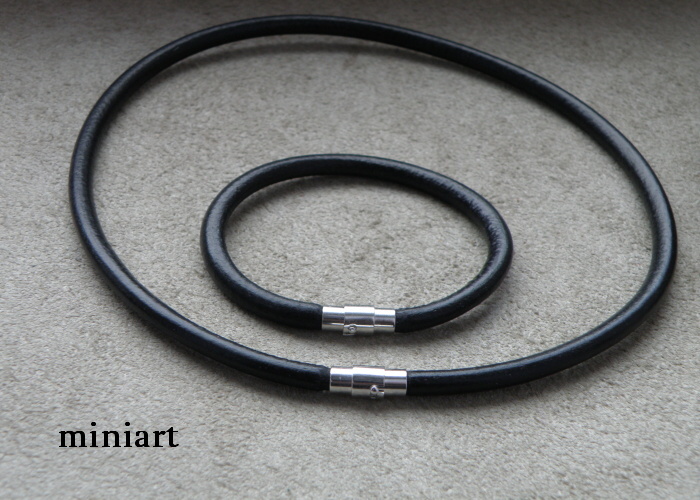 Náhrdelník - kůže 