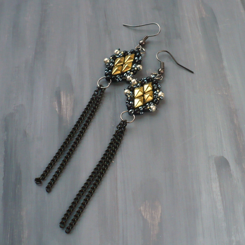 Visací  - náušnice