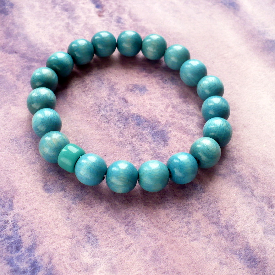 Z trávy - náramek dřevěný