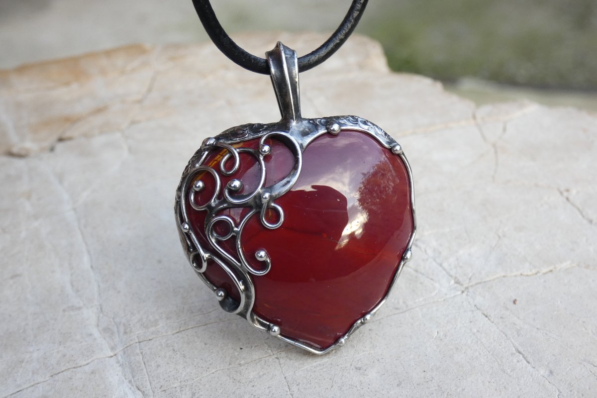 Srdce z jaspisu mookait