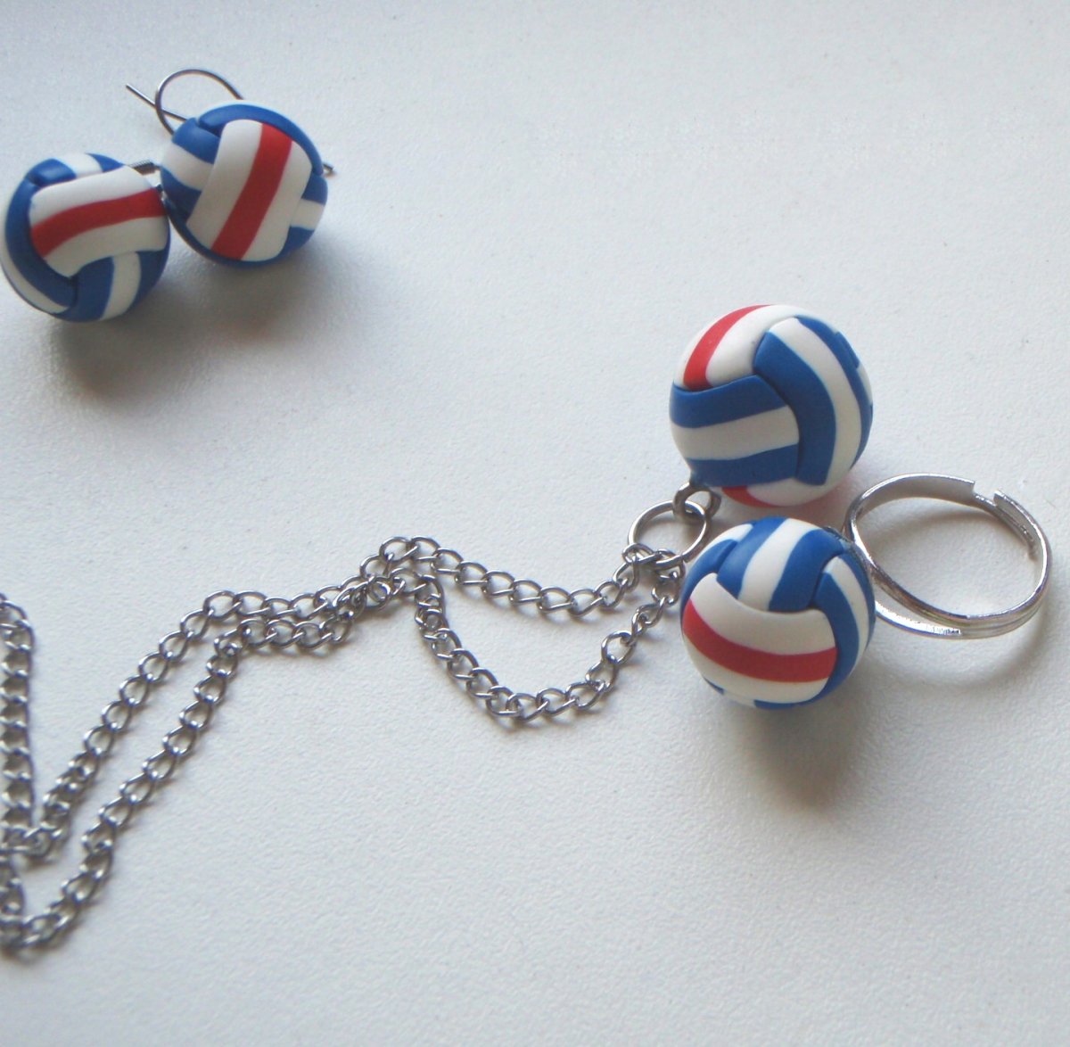 Prstýnek a přívěsek