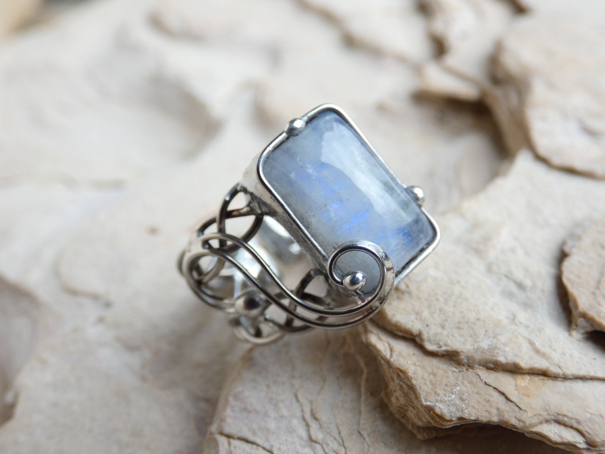 Prsten s měsíčním kamenem - nerez,stříbrocín