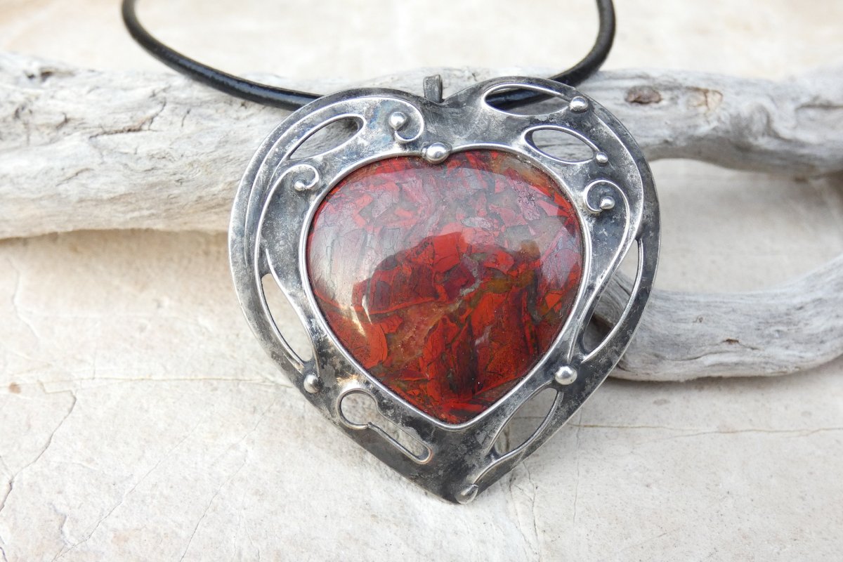Klič k srdci - cínovaný přívěsek s jaspisem
