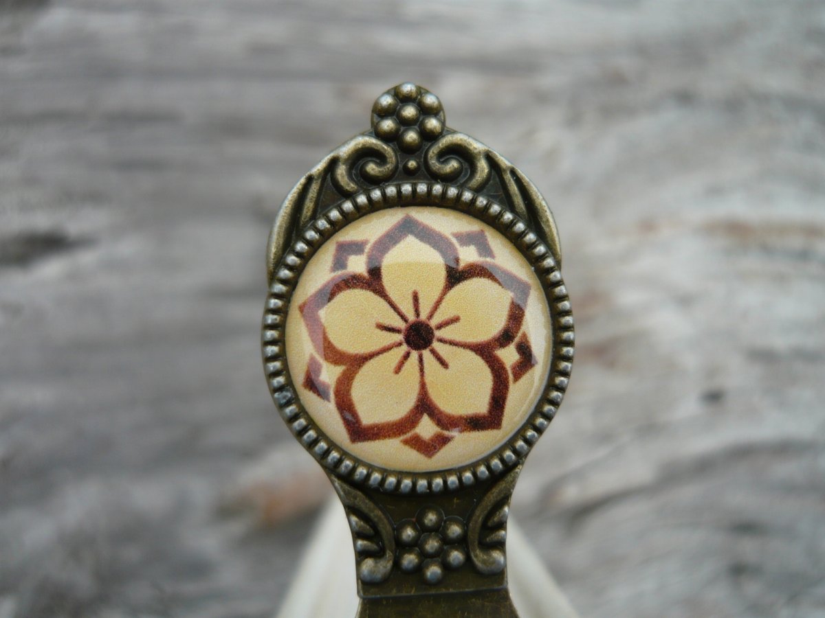 Záložka do knihy Retro Květina