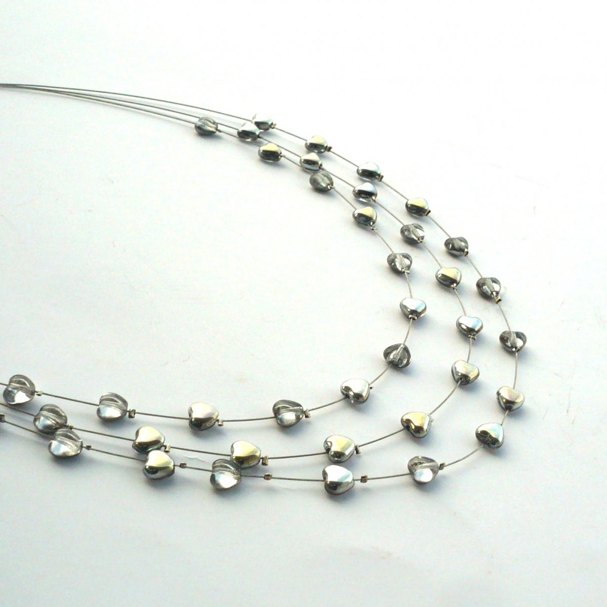 Do stříbrna ♥ jemný třířadý náhrdelník