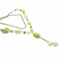 Světle zelený dlouhý náhrdelník
