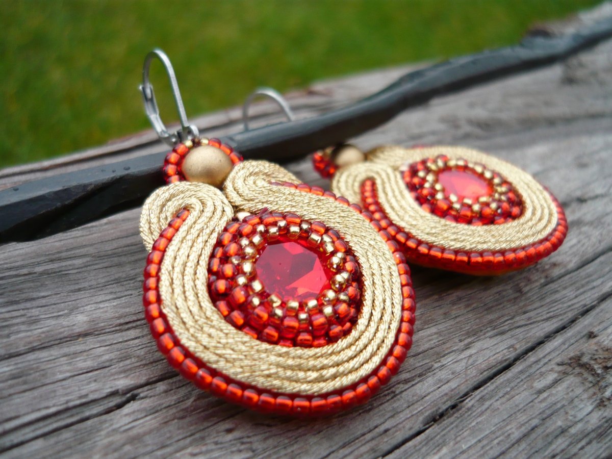 Soutache náušnice Luxury Gold & Red