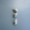 Jednoduchý náhrdelník ve stříbrné - kapky větší