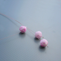 Růžovo-bílý jednoduchý náhrdelník - kulaté korálky