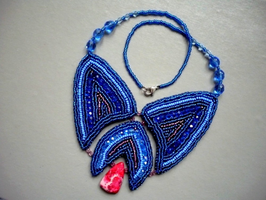 Modrý náhrdelník - chir. ocel