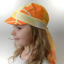 letní dětská pirátka s kšiltem a clonou na krk-oranžová