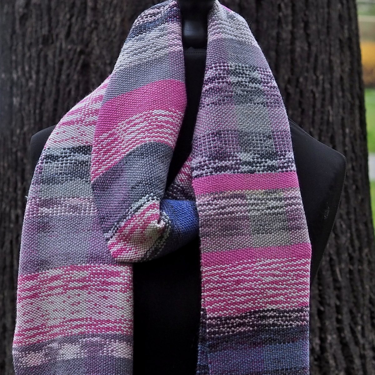 RUČNĚ TKANÁ ŠÁLA - VĚRA