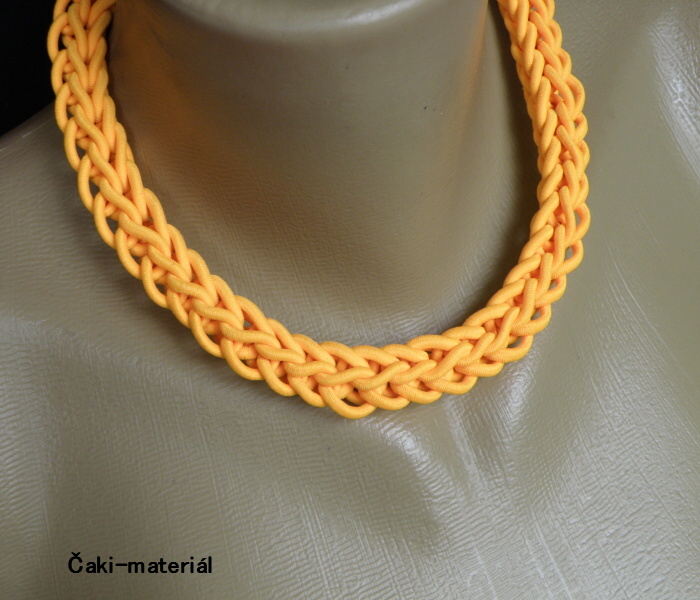 Náhrdelník - Pletené zdobení