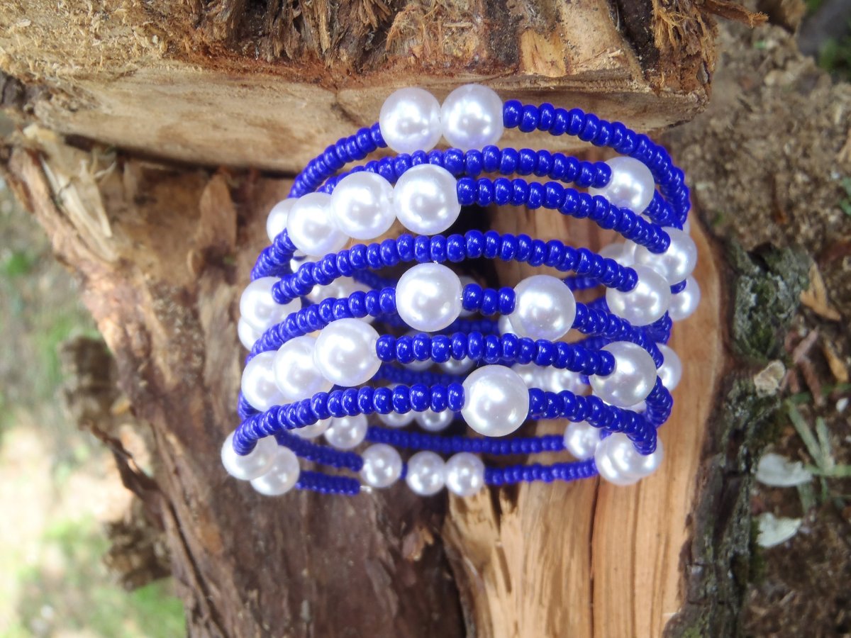 modrý s perličkami