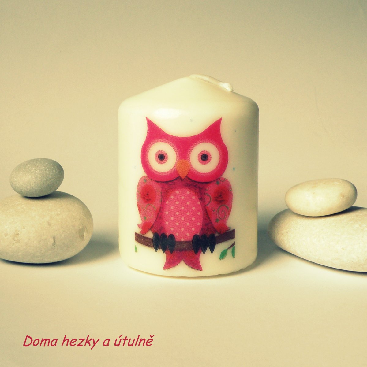 Svíčka Sovička Cyklámenová
