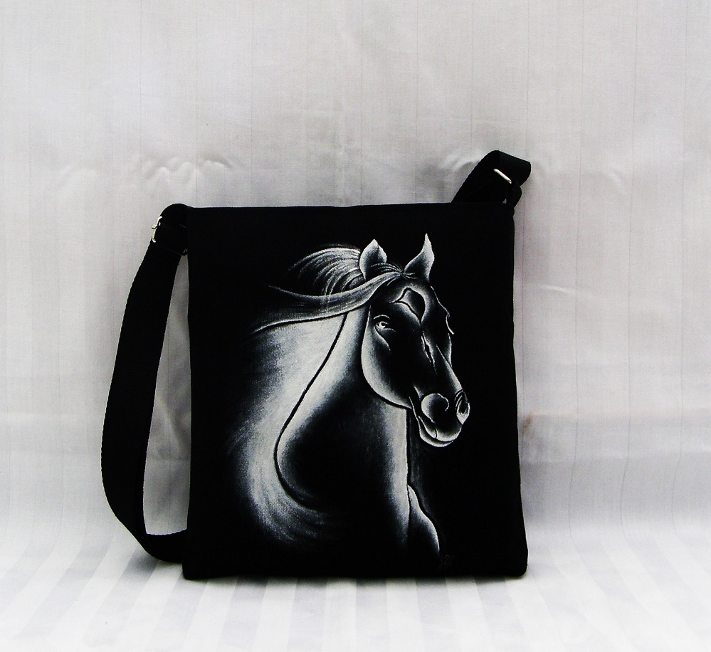 crossbody-stříbrný kun