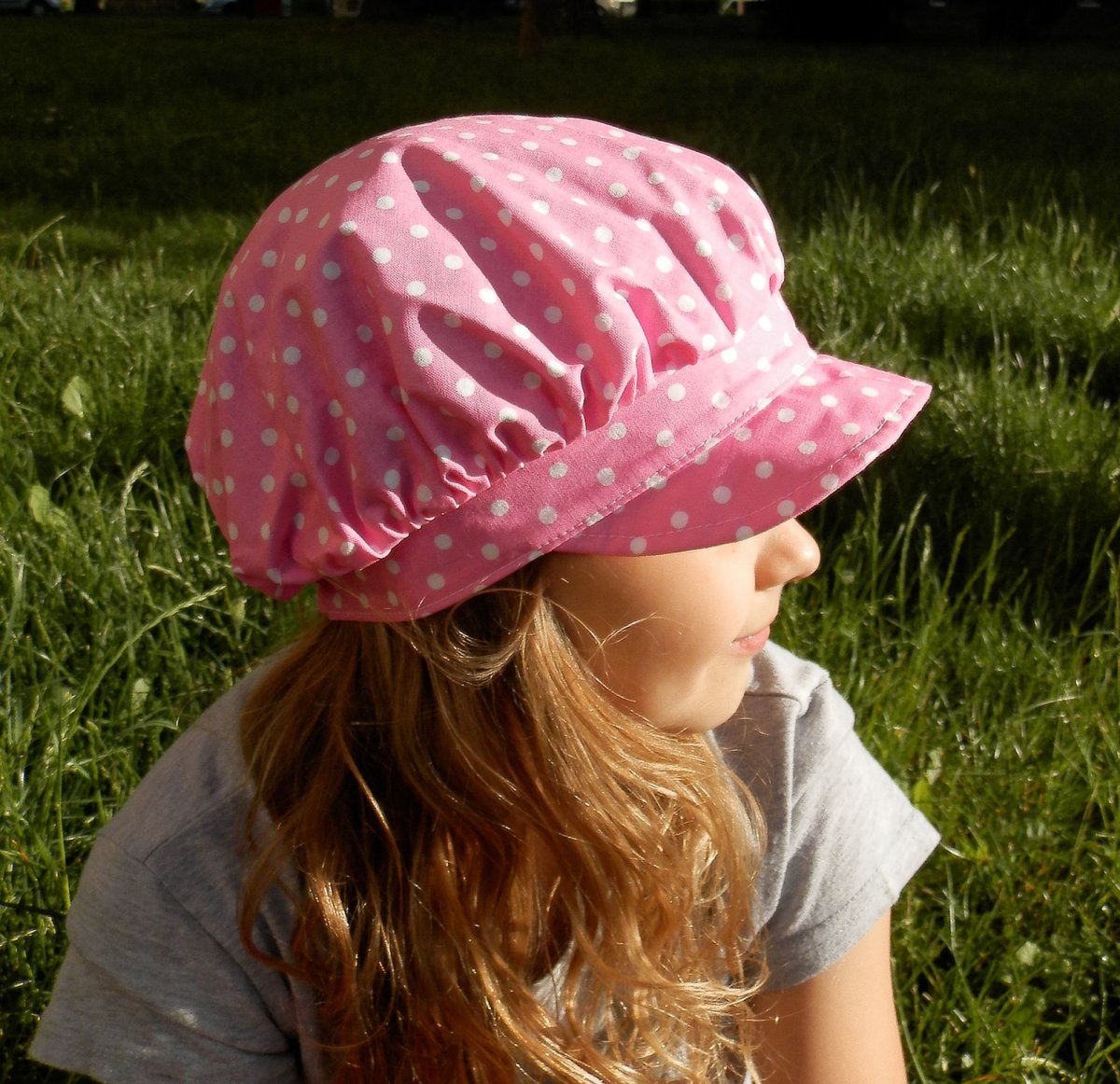 letní bekovka,kšiltovka růžová s puntíky