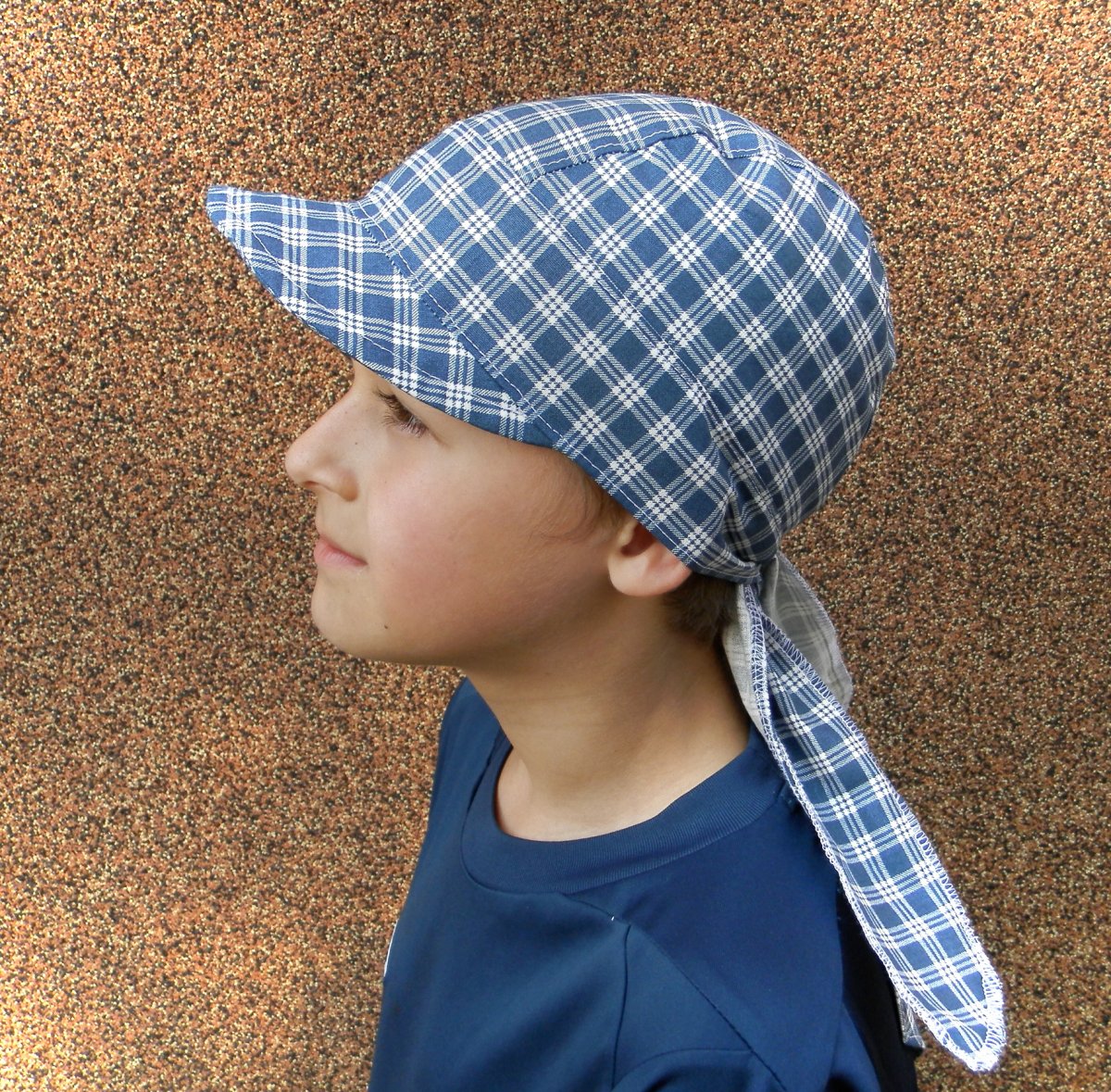 letní dětská pirátka s kšiltem tm.modrá kostička