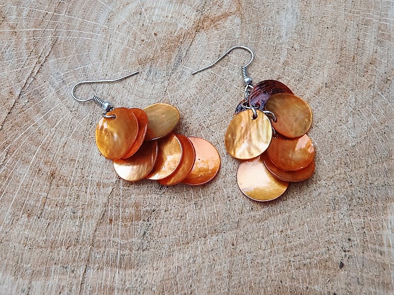 Perleťové oranžové