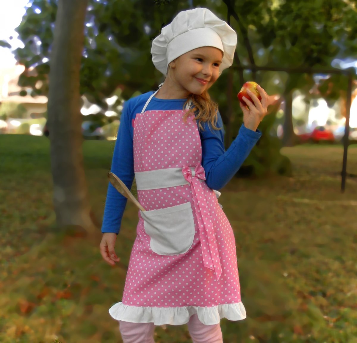 zástěrka růžová s puntíky a mašlí