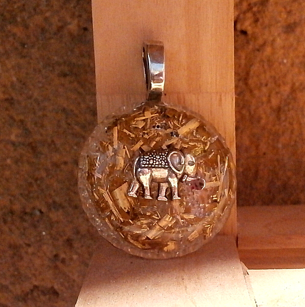 ORGONIT *Sloník štěstí*, 1