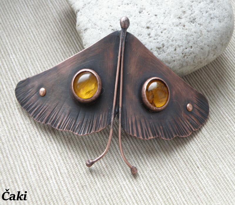 Spona, která upoutá.......