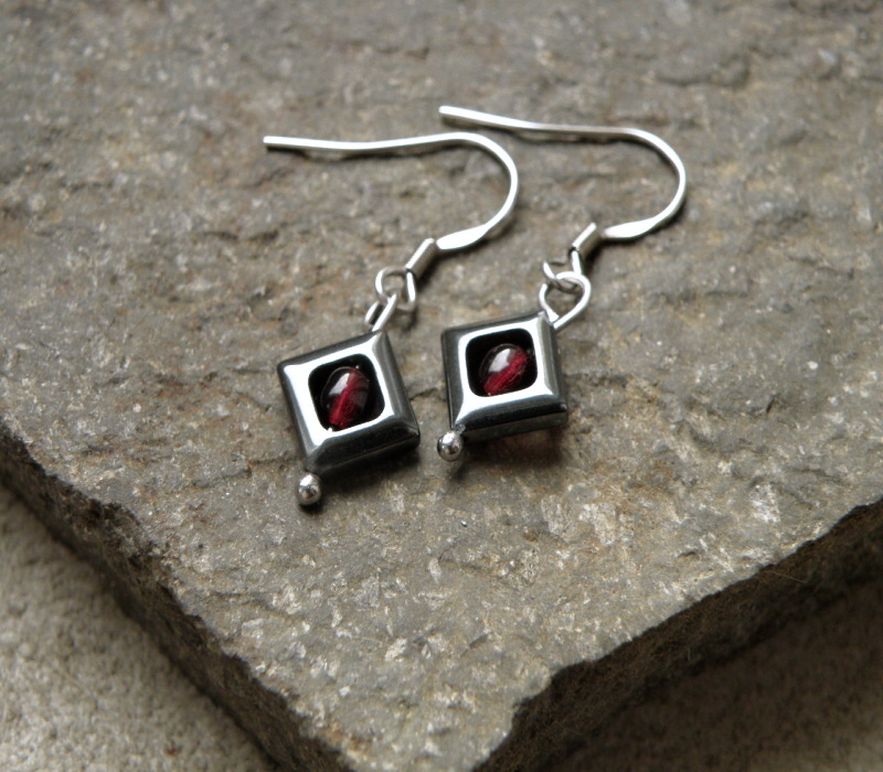 Naušnice - nerez - hematitky , granát