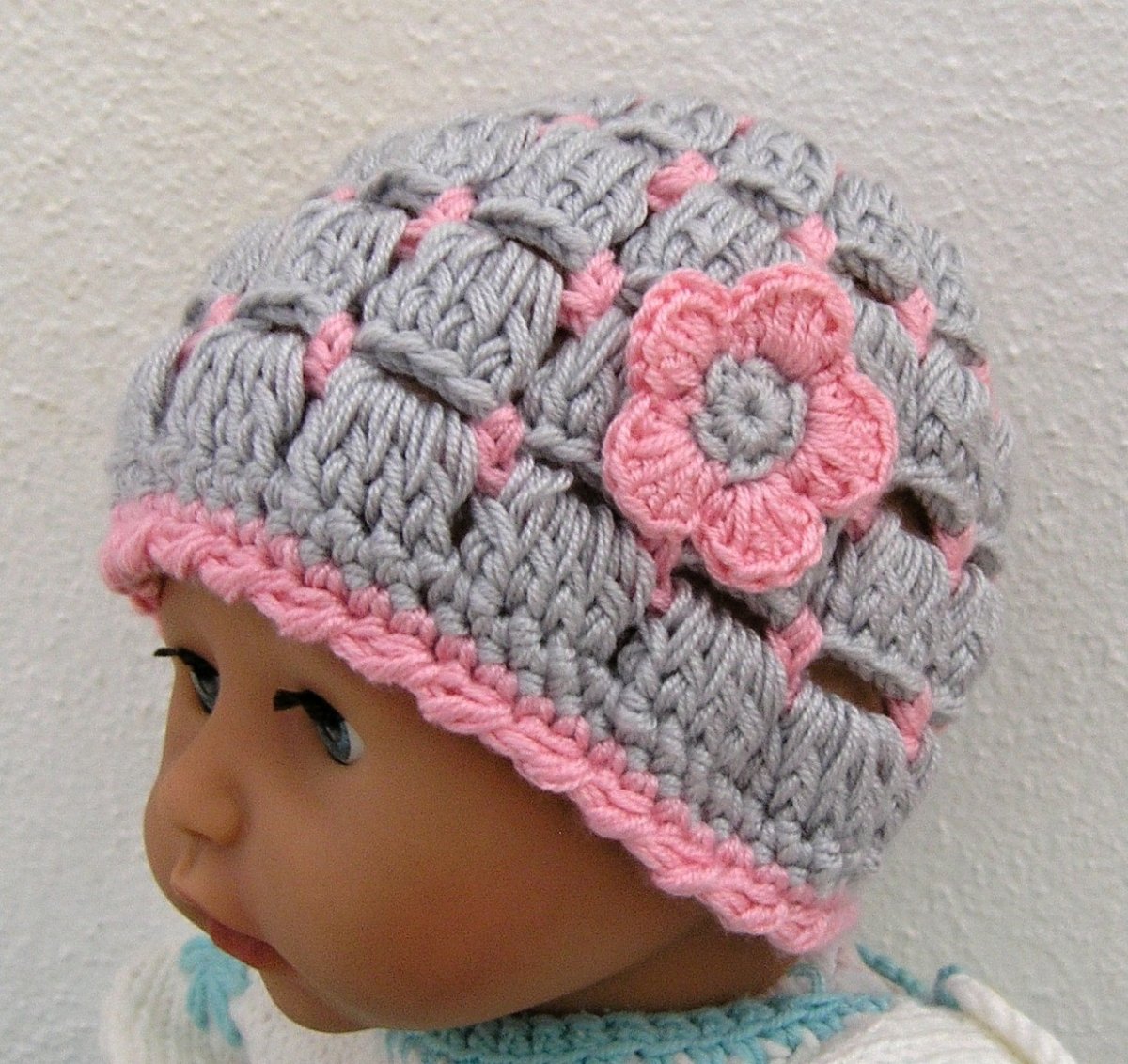 Háčkovaná čepička - IHNED K ODESLÁNÍ