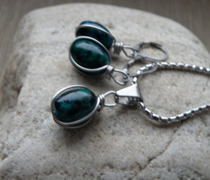 Souprava -  chryzokolová - nerez