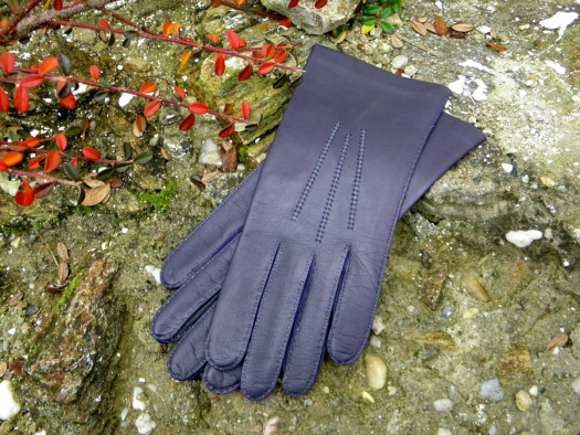 Fialové kožené rukavice s hedvábnou podšívkou  -  ručně šité