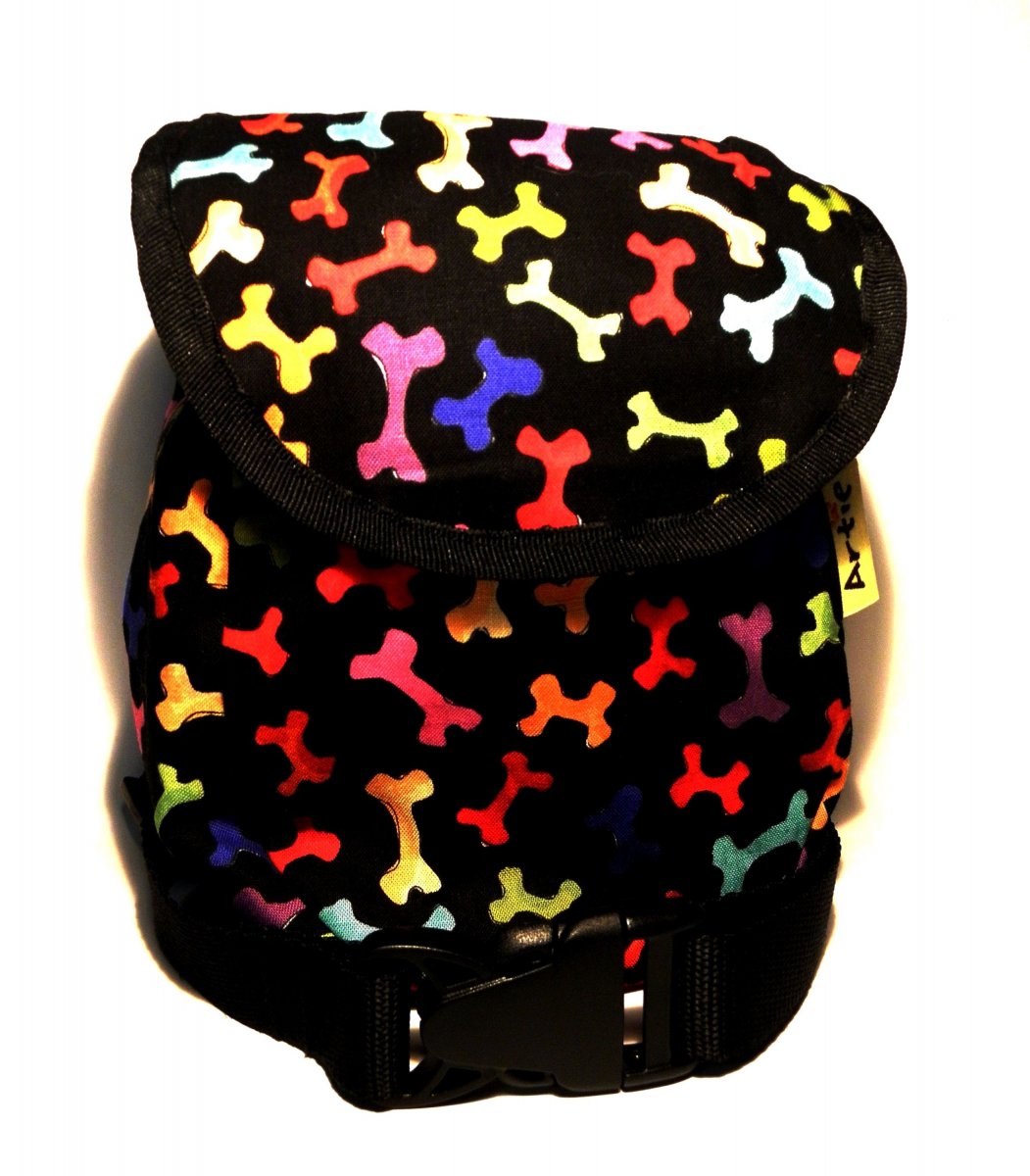 Dvoukomorový pamlskovník s chlopní - barevné kostičky