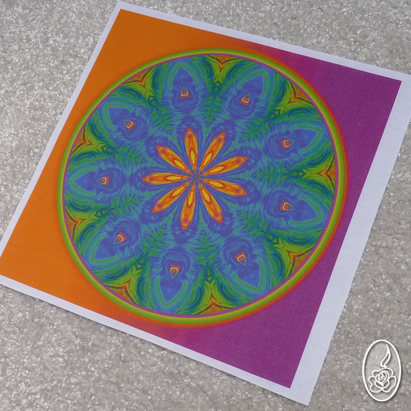 Autorská látka s malou mandalou 4