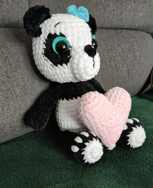 Muchlací medvídek panda s mašličkou
