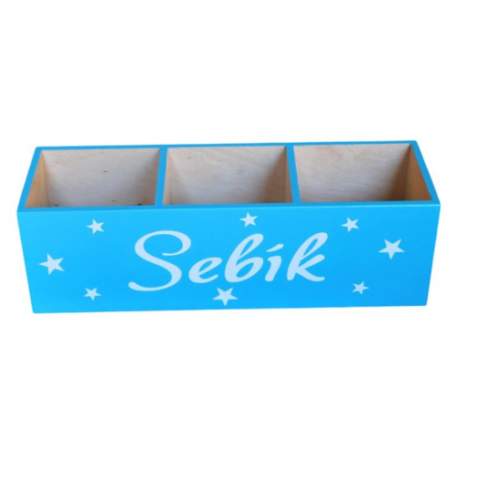Velký dřevěný pastelkovník se jménem