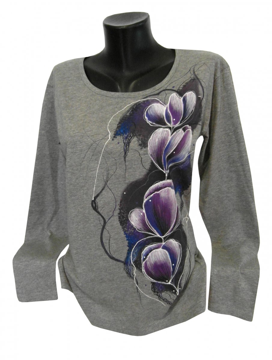 Šedé triko- květinky ručně malované 