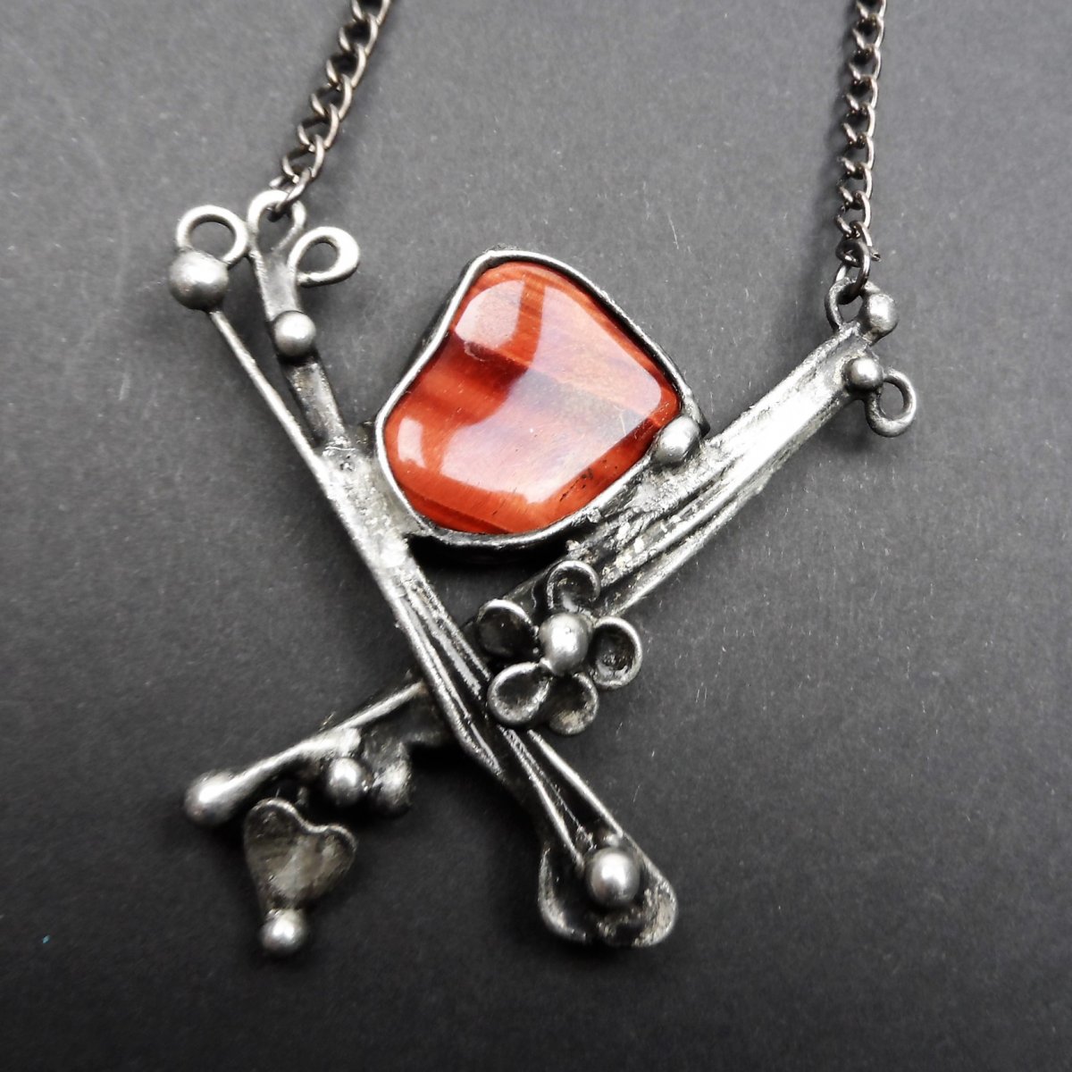 Náhrdelník. Býčí oko