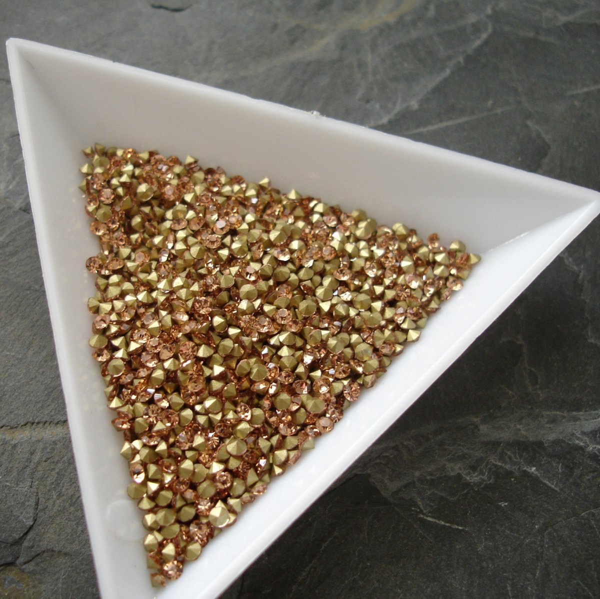 Šatony cca 2,0 - 2,1 mm - broskvové - 50 ks