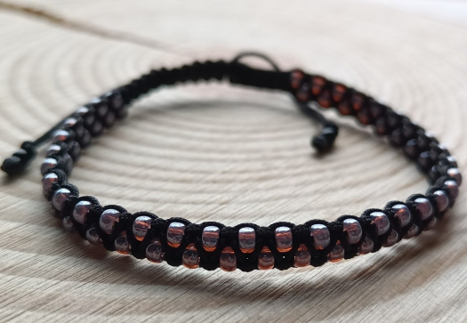 Černo fialový náramek 